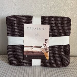 NWT King Textured Waffle Coverlet Dark Fig - Casaluna